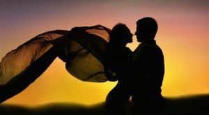 romance-couple-dancing-in-love-sunset-couple 3